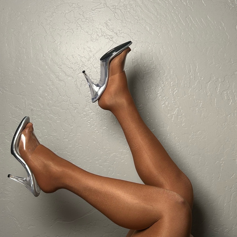Fabulicious Clear Heels